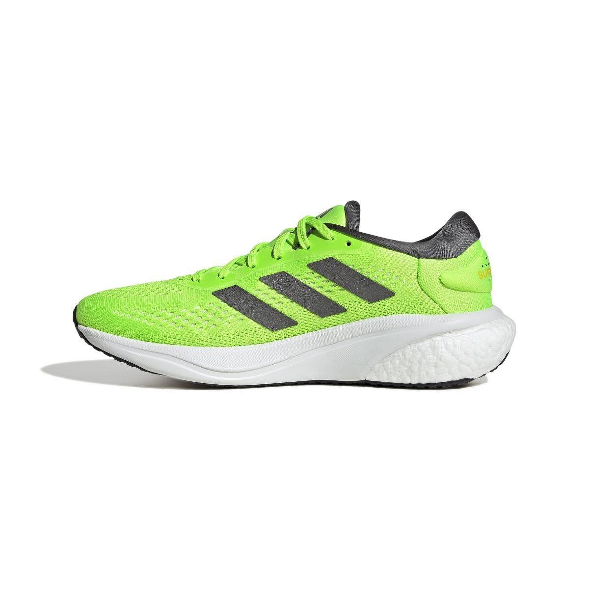 product/a/d/adidas_gw9092_5_footwear_photography_side_medial_center_view_white_000.jpg