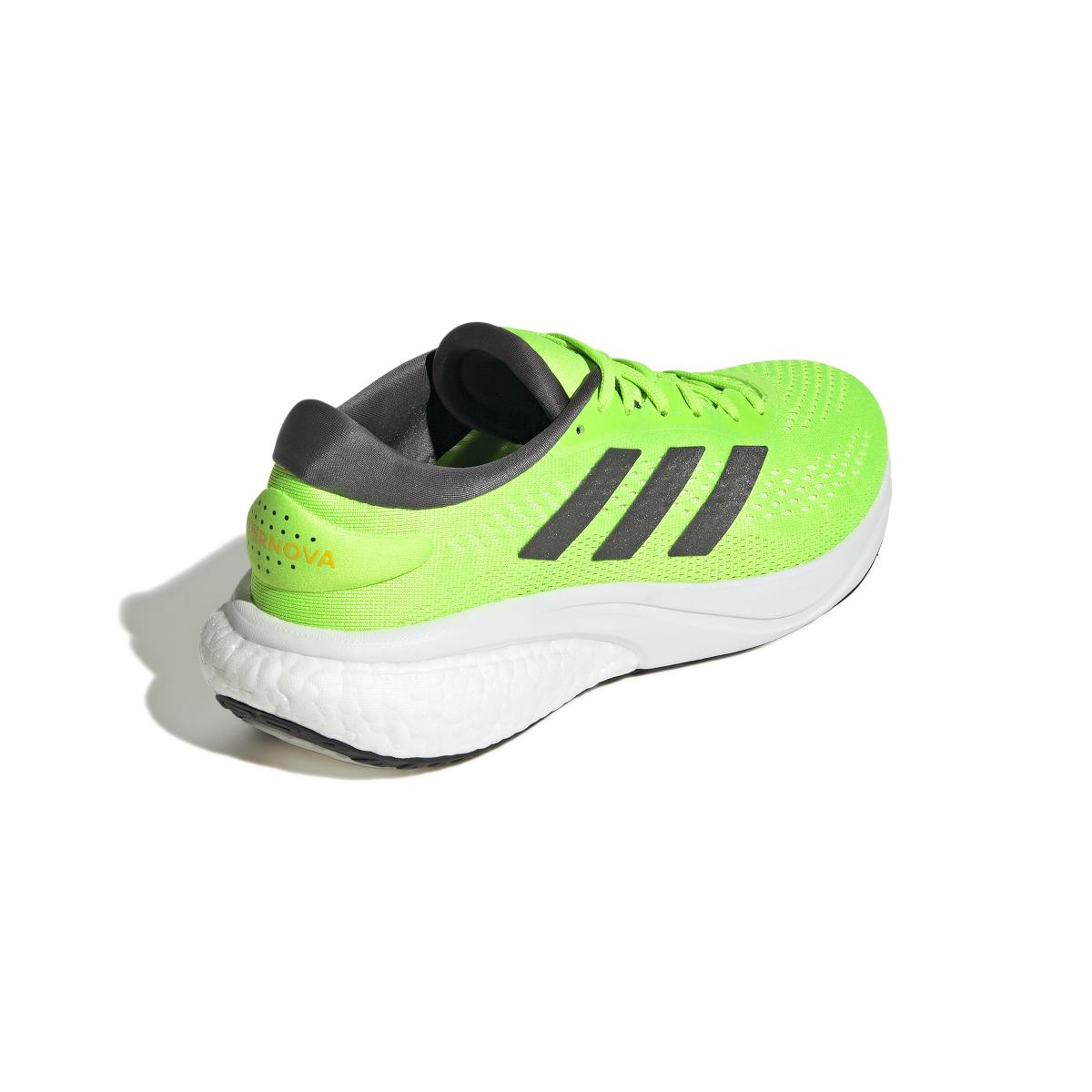 product/a/d/adidas_gw9092_7_footwear_photography_back_lateral_top_view_white_000.jpg