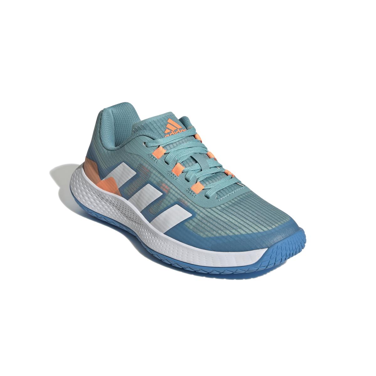 product/a/d/adidas_gx1257_6_footwear_photography_front_lateral_top_view_white_000.jpg