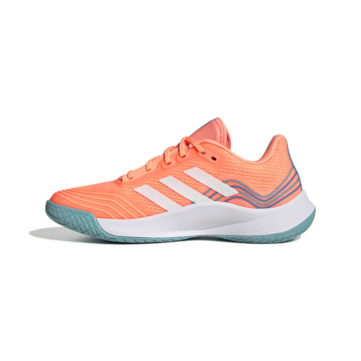 product/a/d/adidas_gx1266_5_footwear_photography_side_medial_center_view_white_000.jpg