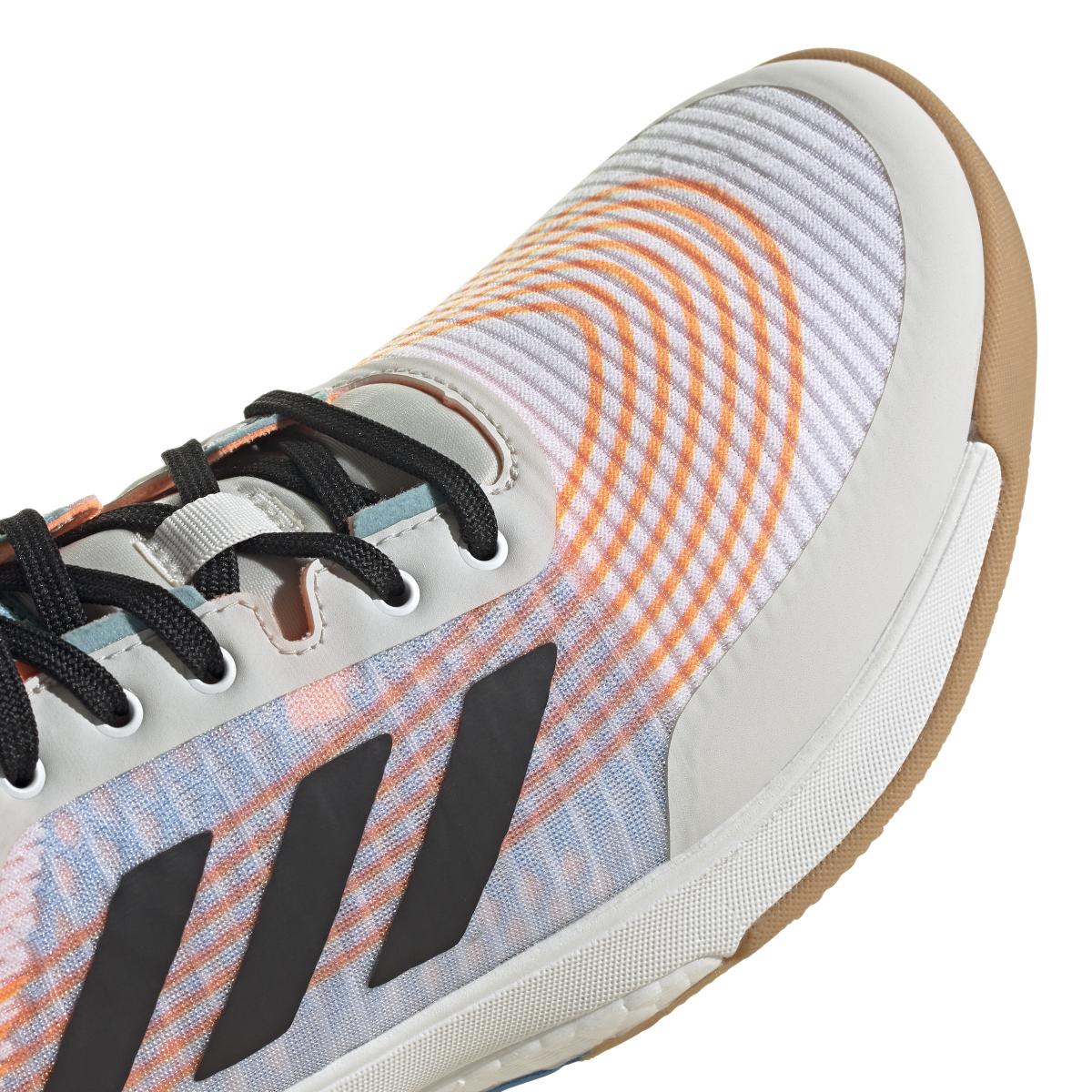 product/a/d/adidas_gx3741_10_footwear_photography_detail_view_3_white_000.jpg