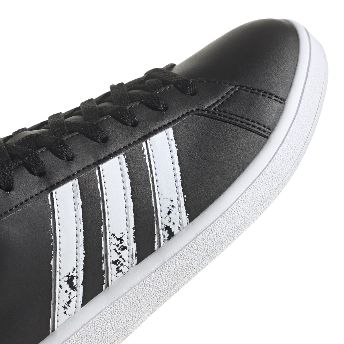 product/a/d/adidas_gx5755_8_footwear_photography_detail_view_1_white.jpg