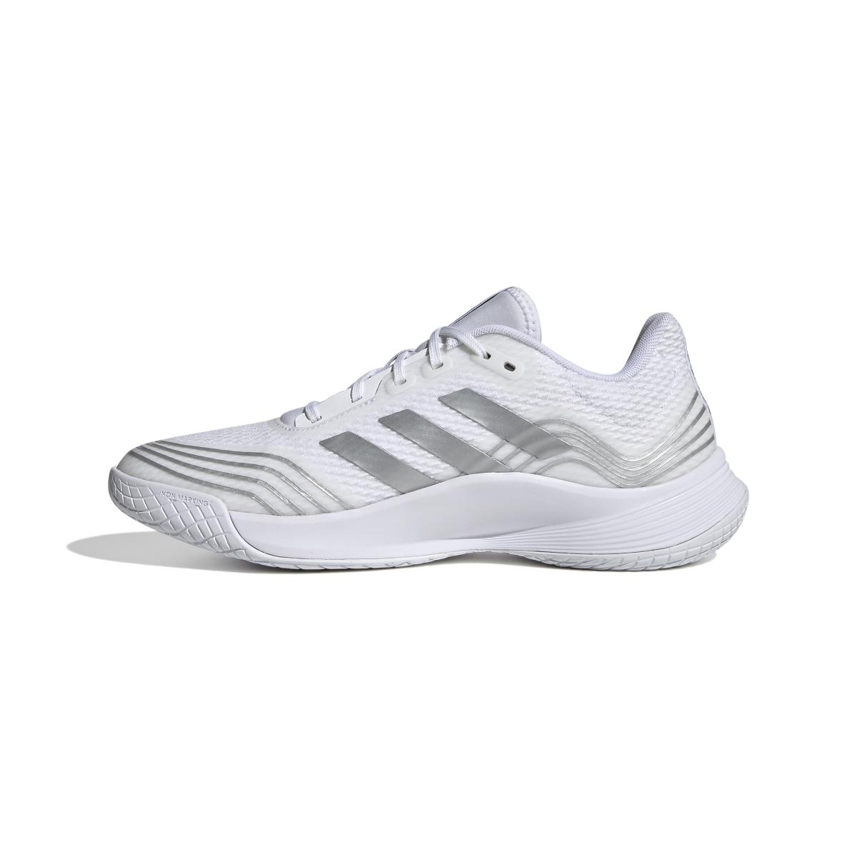 product/a/d/adidas_gx8187_5_footwear_photography_side_medial_center_view_white_000.jpg