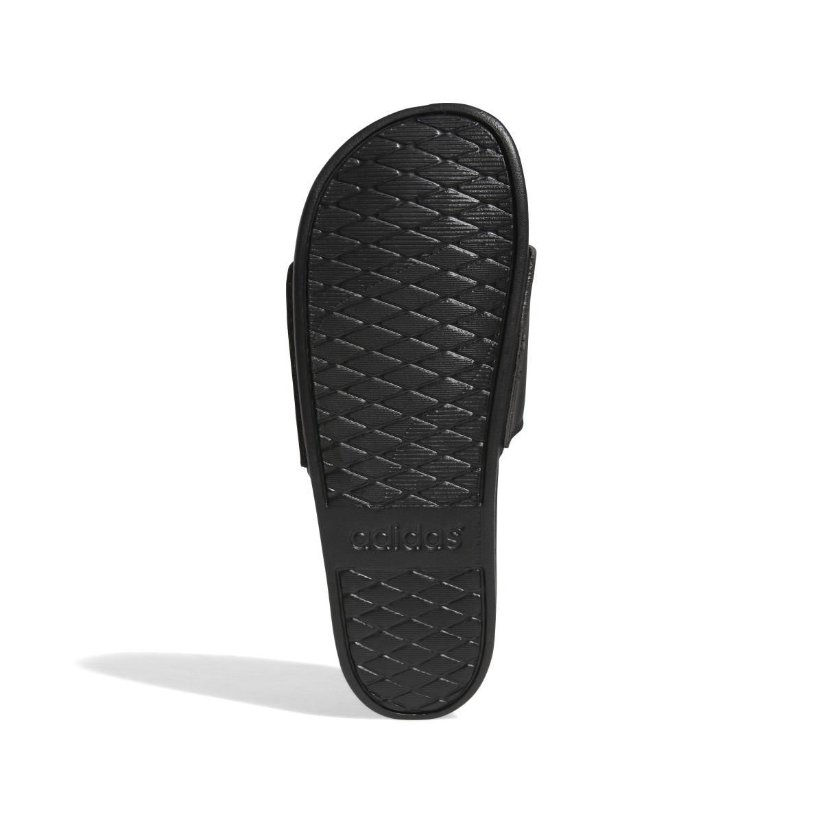 product/a/d/adidas_gy1946_4_footwear_photography_bottom_view_white_000.jpg