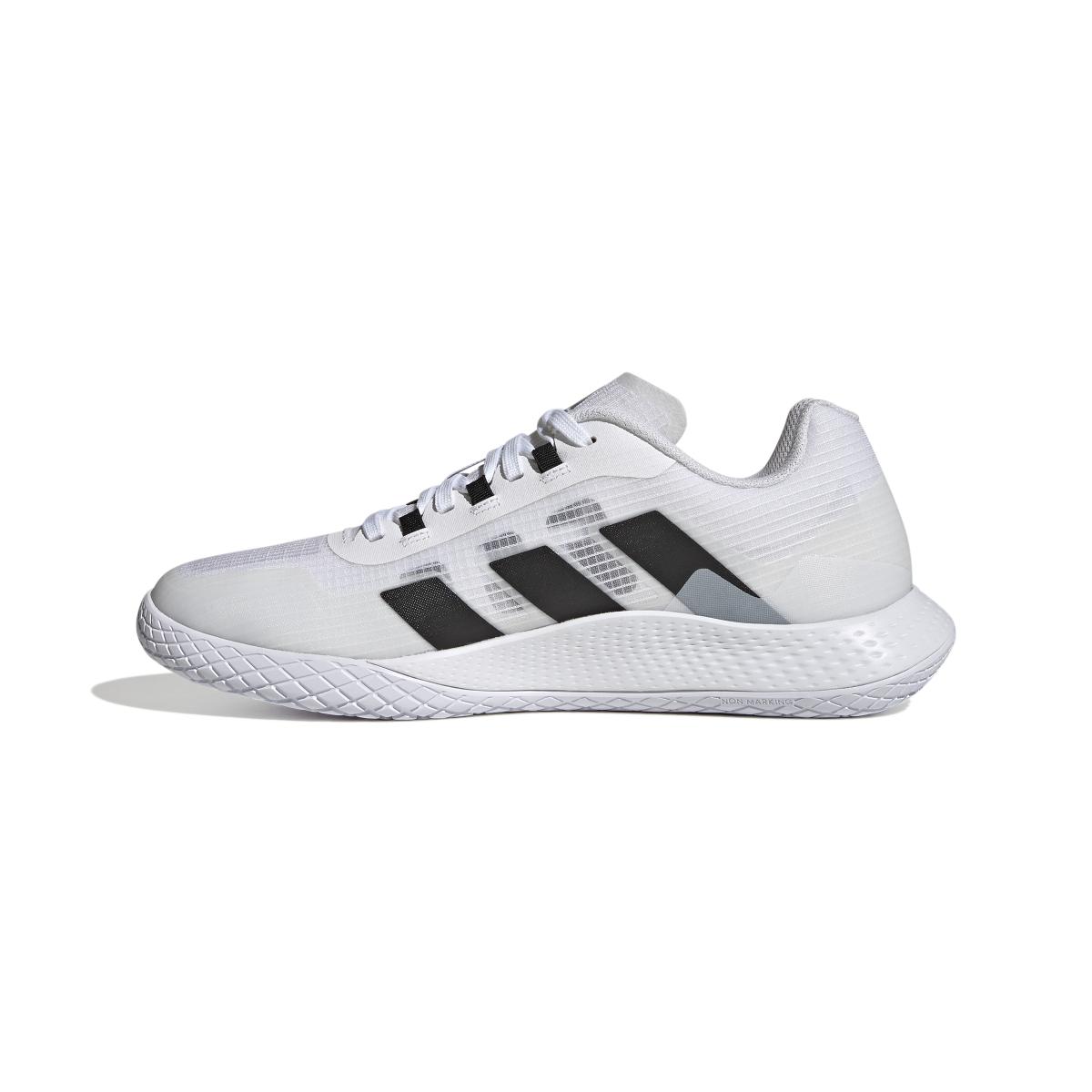 product/a/d/adidas_gy9279_5_footwear_photography_side_medial_center_view_white_000.jpg