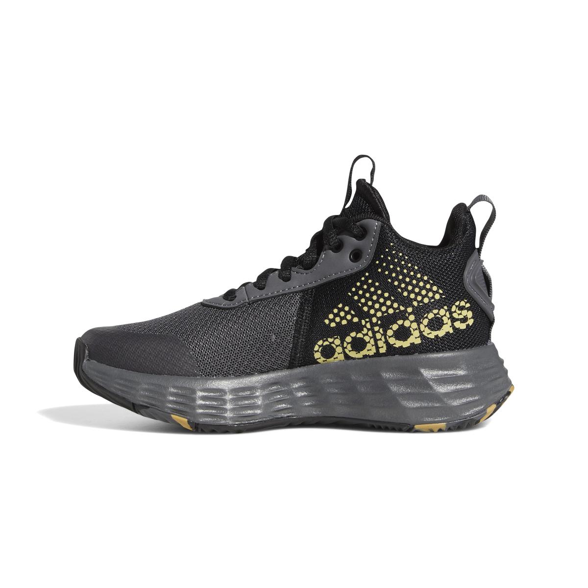 product/a/d/adidas_gz3381_5_footwear_photography_side_medial_center_view_white_000.jpg
