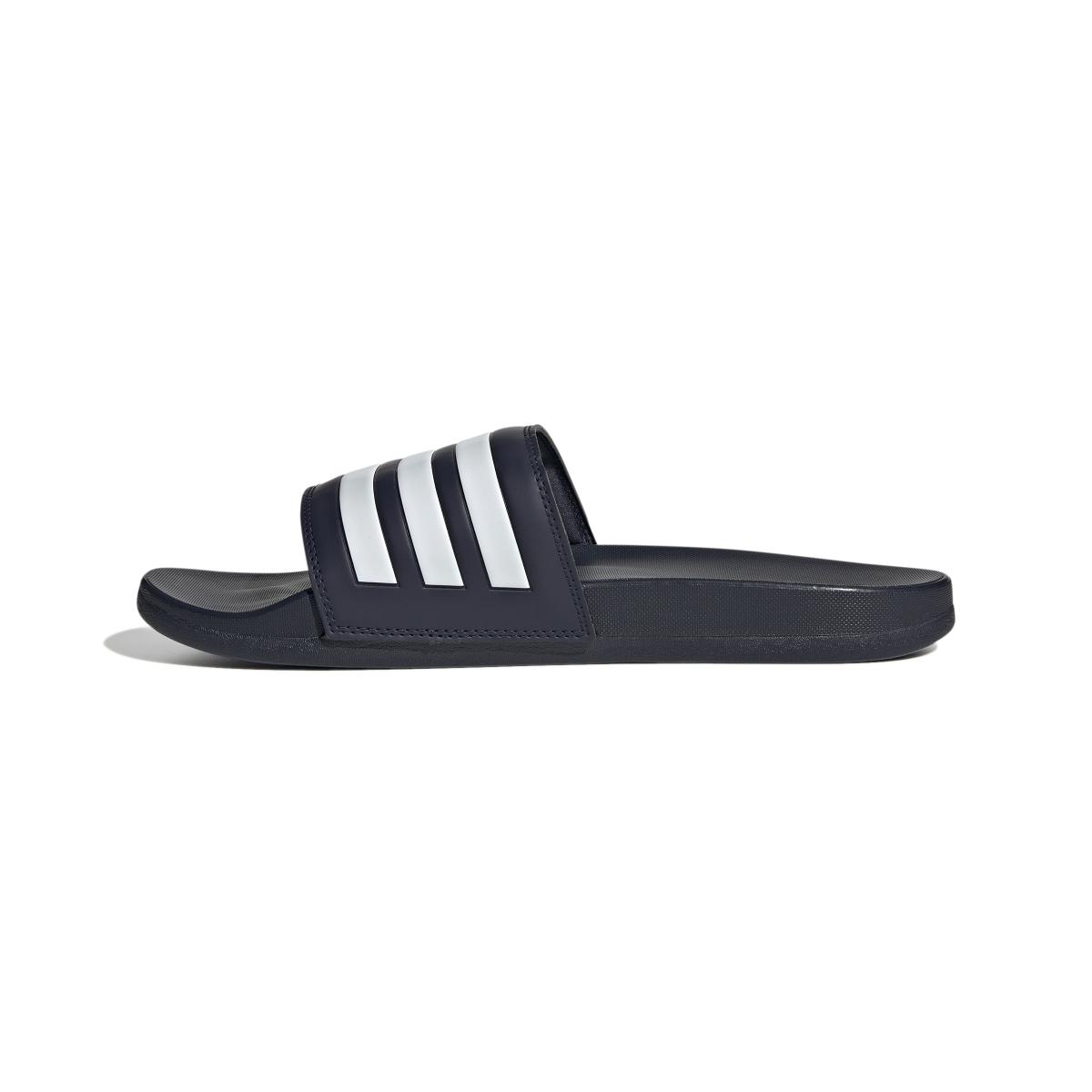 product/a/d/adidas_gz5892_5_footwear_photography_side_medial_center_view_white_000.jpg
