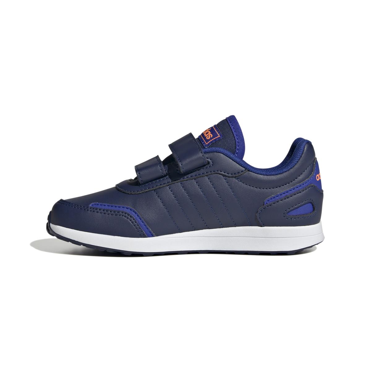 product/a/d/adidas_h03765_5_footwear_photography_side_medial_center_view_white.jpg