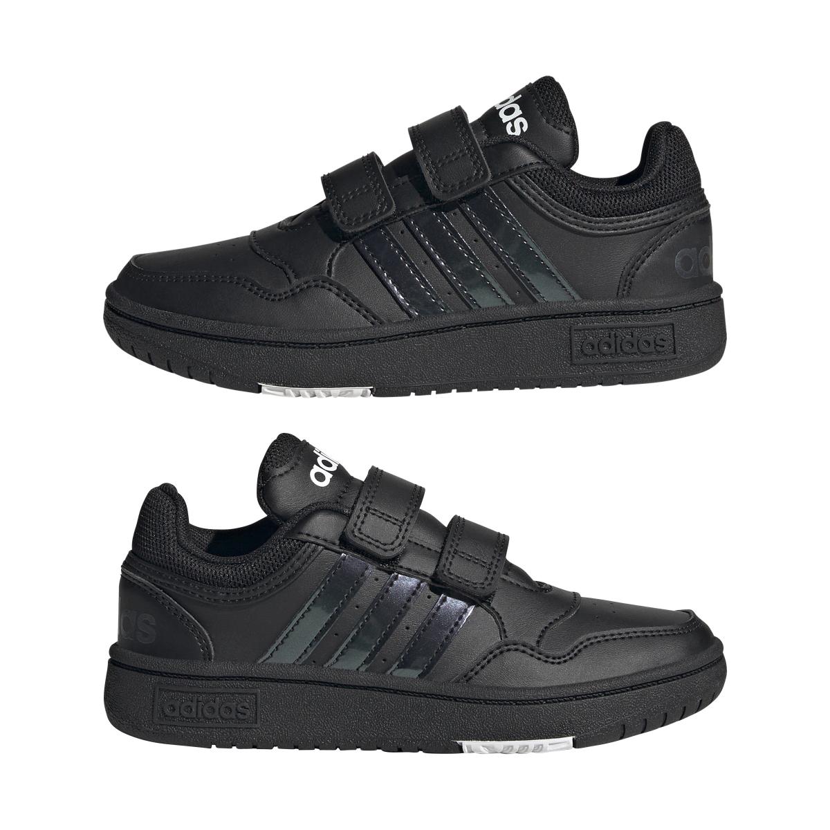 product/a/d/adidas_h03861_10_footwear_photography_mirrored_pair_view_white.jpg