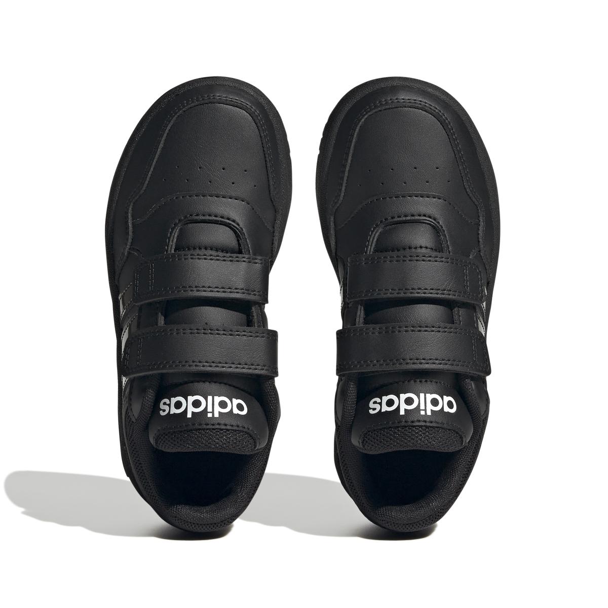 product/a/d/adidas_h03861_3_footwear_photography_top_portrait_view_white.jpg