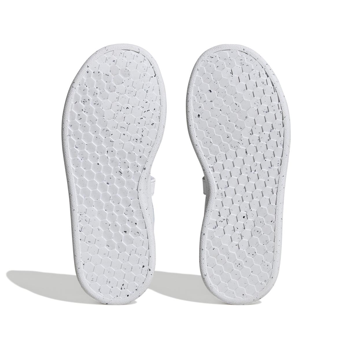 product/a/d/adidas_h06211_4_footwear_photography_bottom_view_white.jpg
