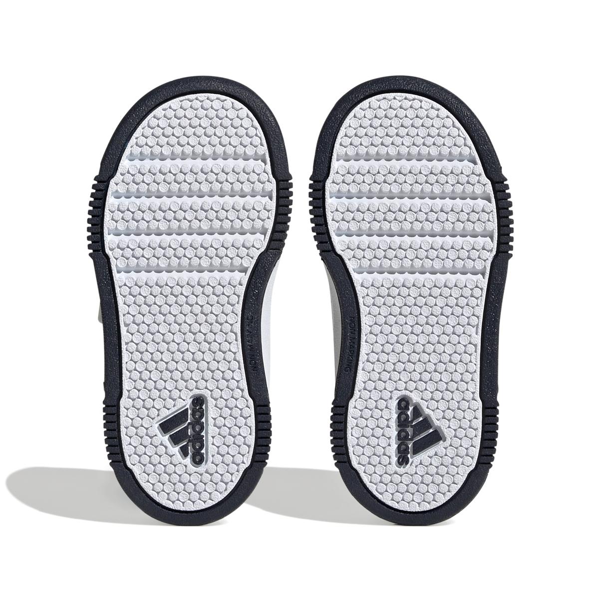 product/a/d/adidas_h06302_4_footwear_photography_bottom_view_white_000.jpg