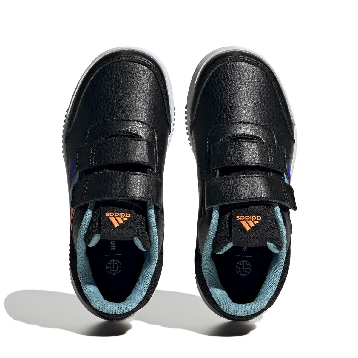 product/a/d/adidas_h06310_3_footwear_photography_top_portrait_view_white.jpg