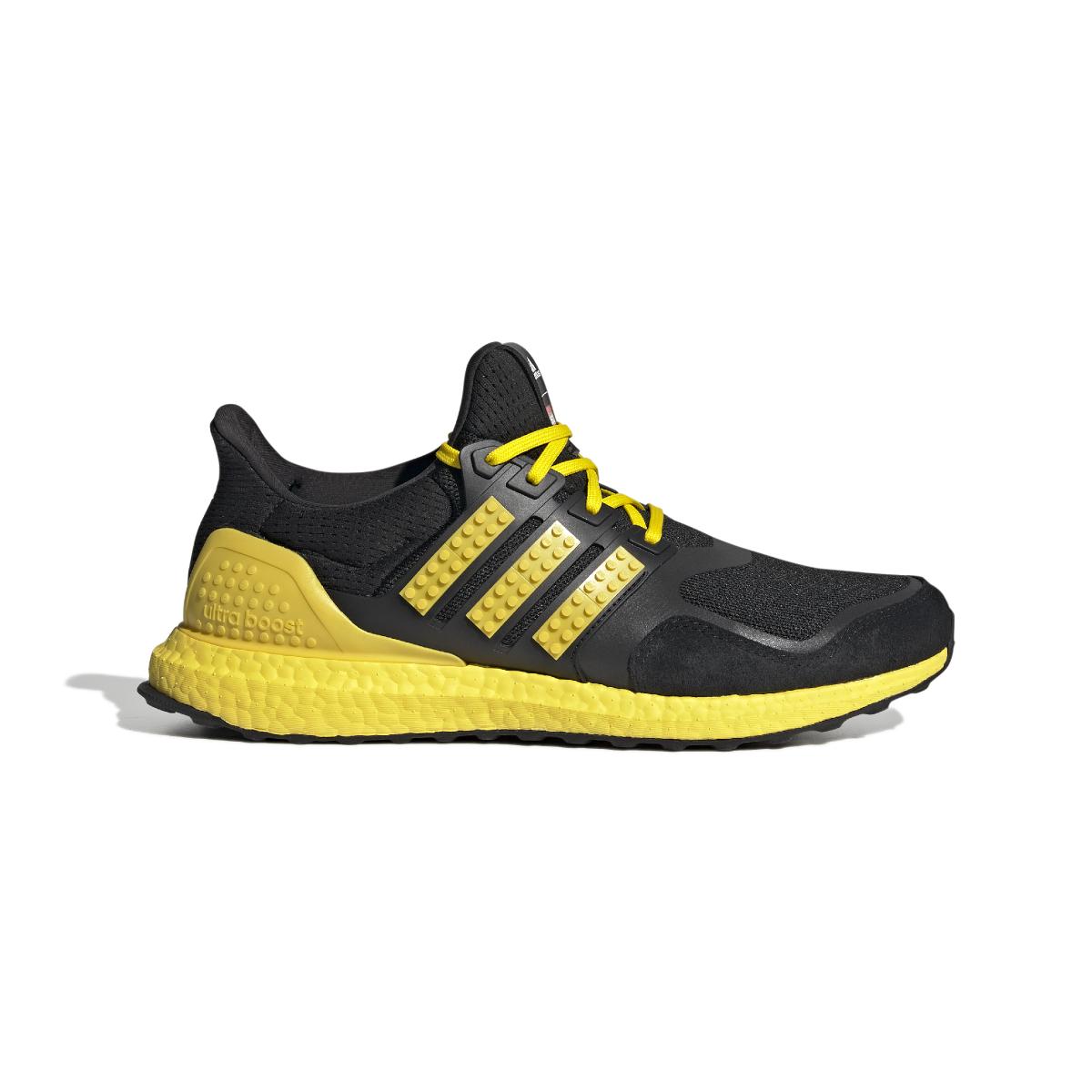 product/a/d/adidas_h67953_1_footwear_photography_side_lateral_center_view_white.jpg