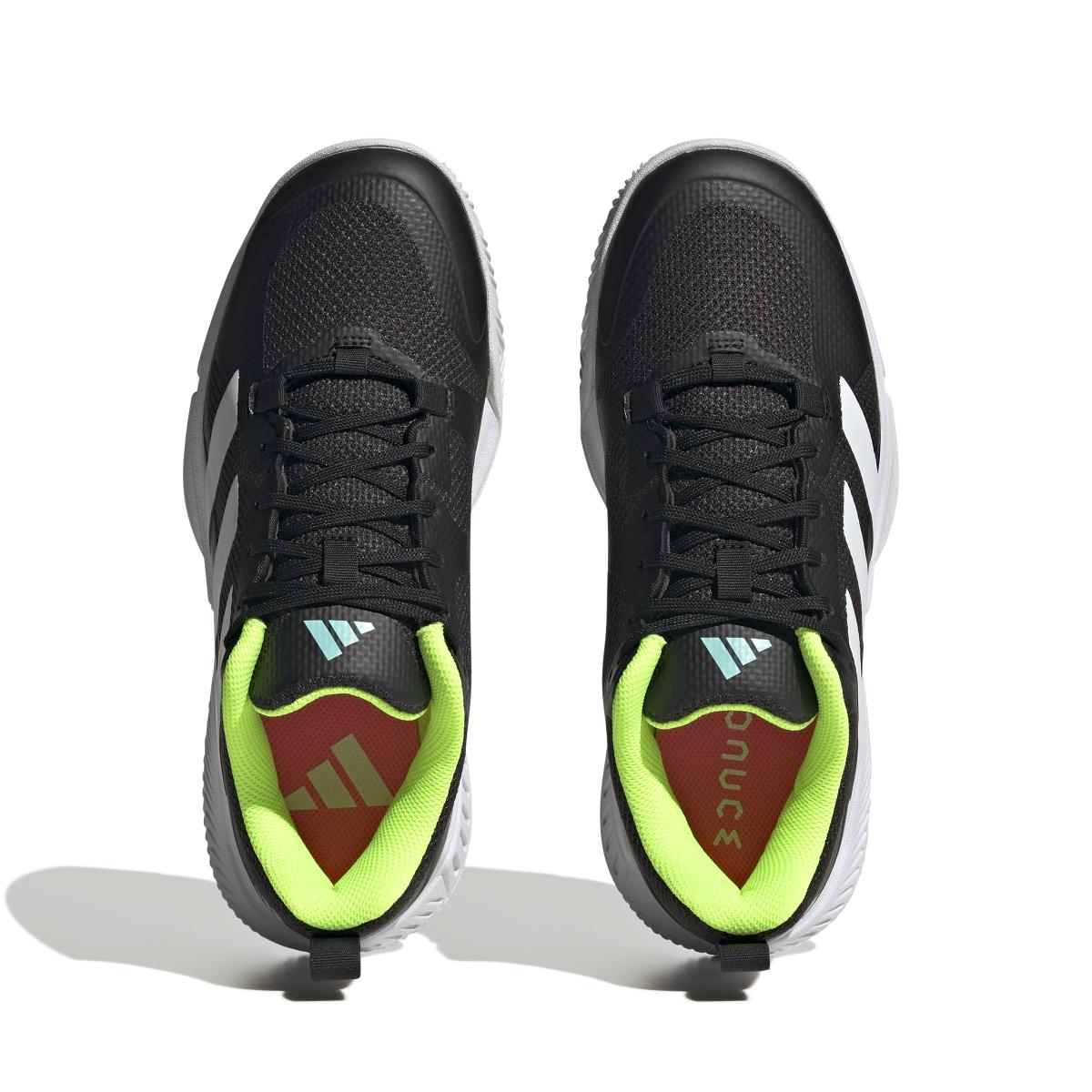 product/a/d/adidas_hp3342_2_footwear_photography_top_portrait_view_white_2x.jpg