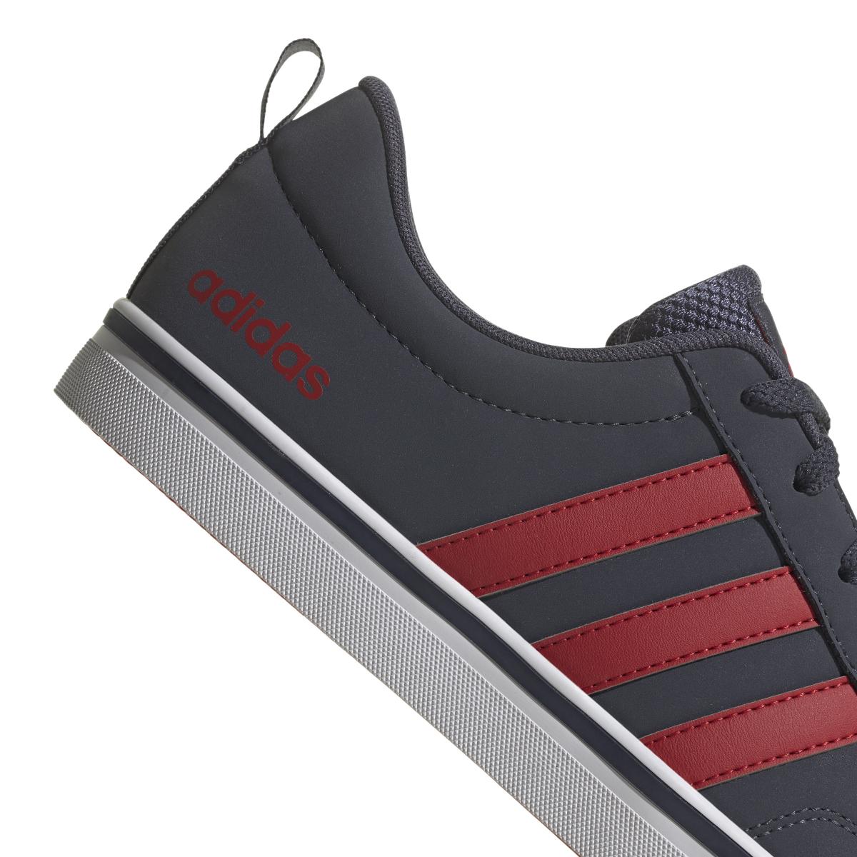 product/a/d/adidas_hp6003_8_footwear_photography_detail_view_1_white-nw052424.jpg