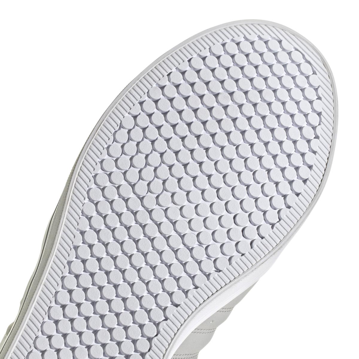 product/a/d/adidas_hp6006_9_footwear_photography_detail_view_2_white-nw052424.jpg