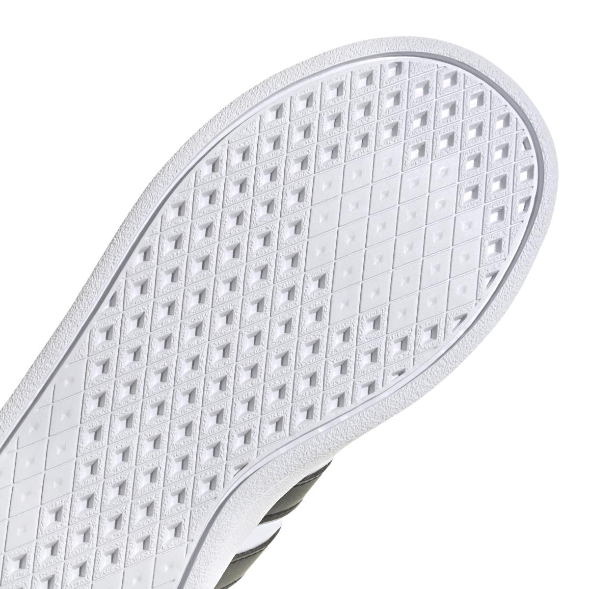 product/a/d/adidas_hp8956_9_footwear_photography_detail_view_2_white-nw052424.jpg