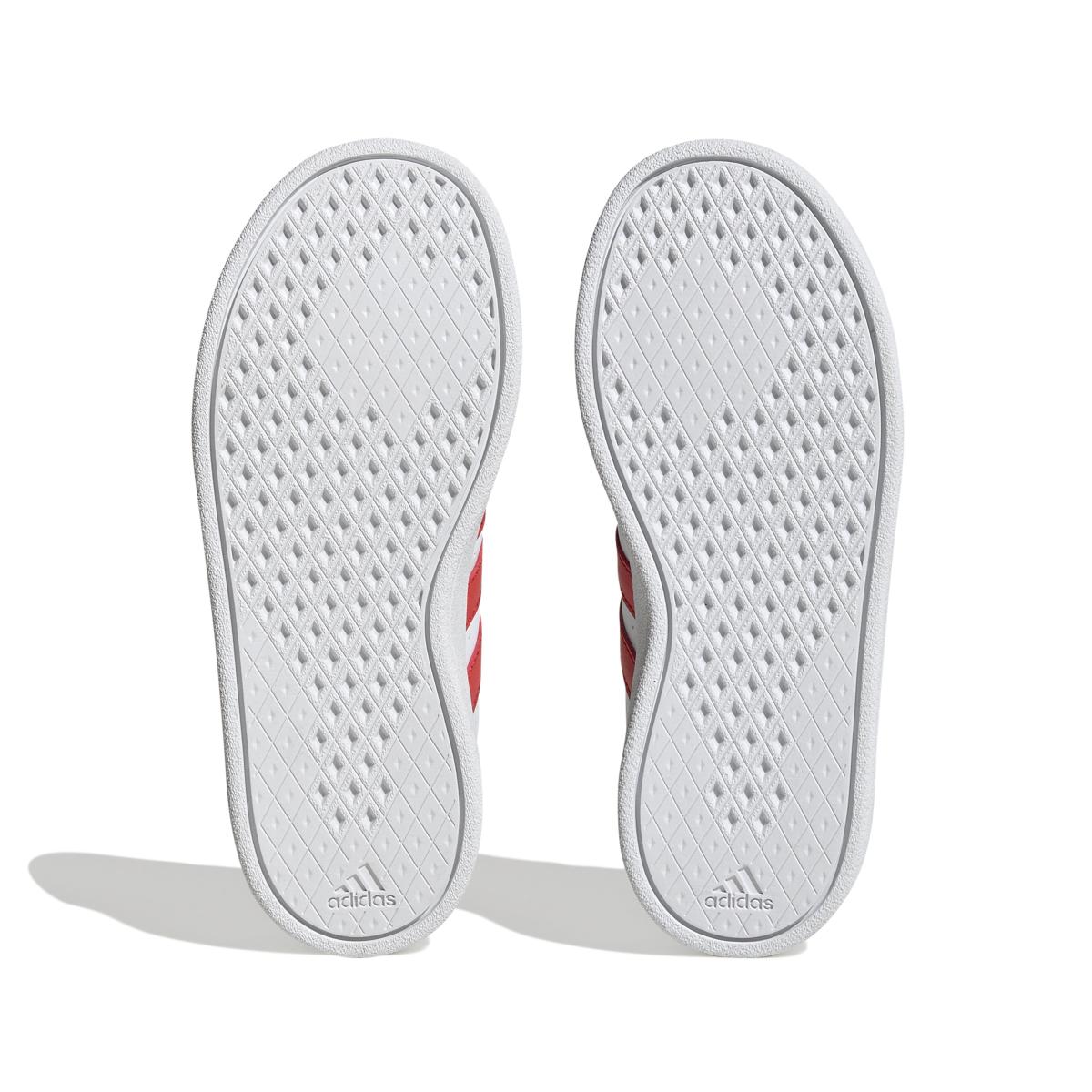 product/a/d/adidas_hp8960_4_footwear_photography_bottom_view_white.jpg