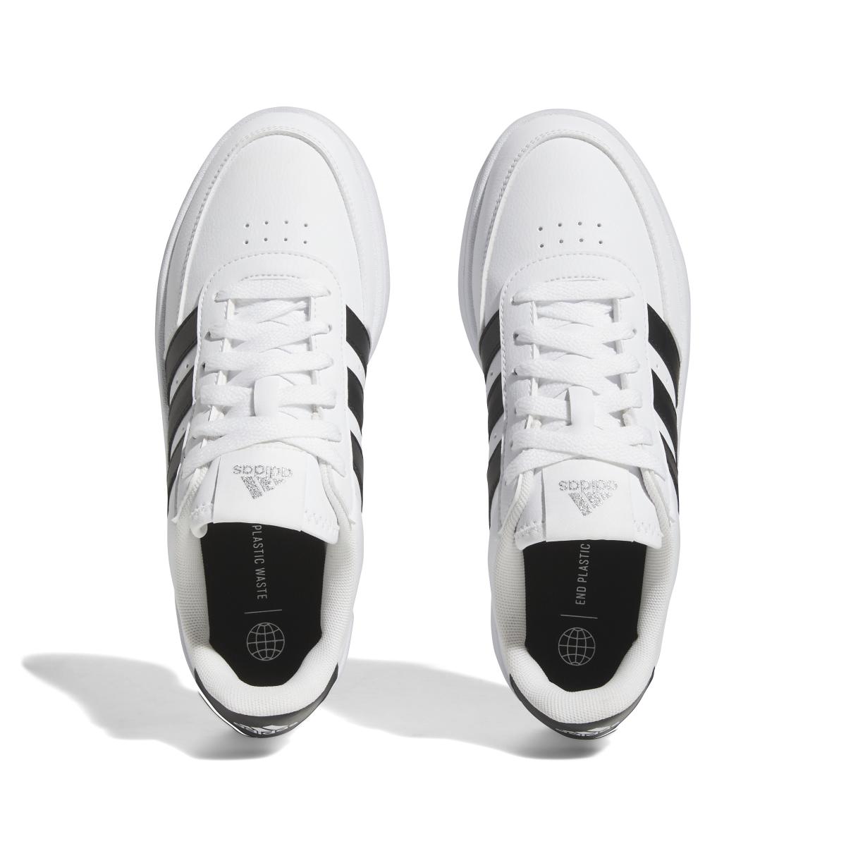 product/a/d/adidas_hp9445_3_footwear_photography_top_portrait_view_white-nw052424.jpg