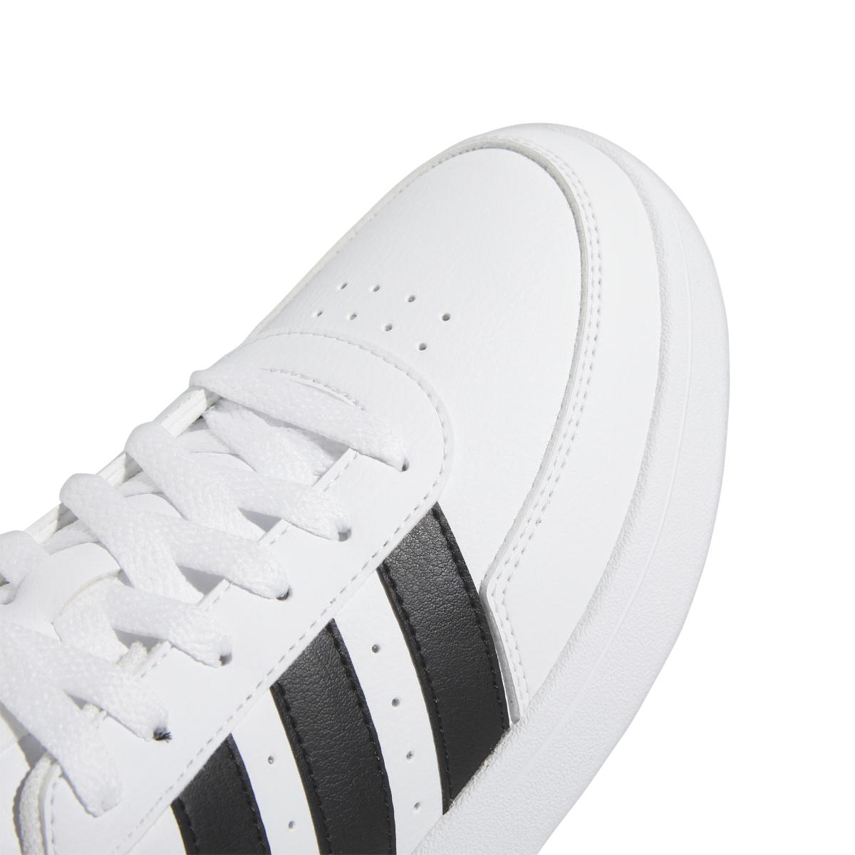 product/a/d/adidas_hp9445_8_footwear_photography_detail_view_1_white-nw052424.jpg
