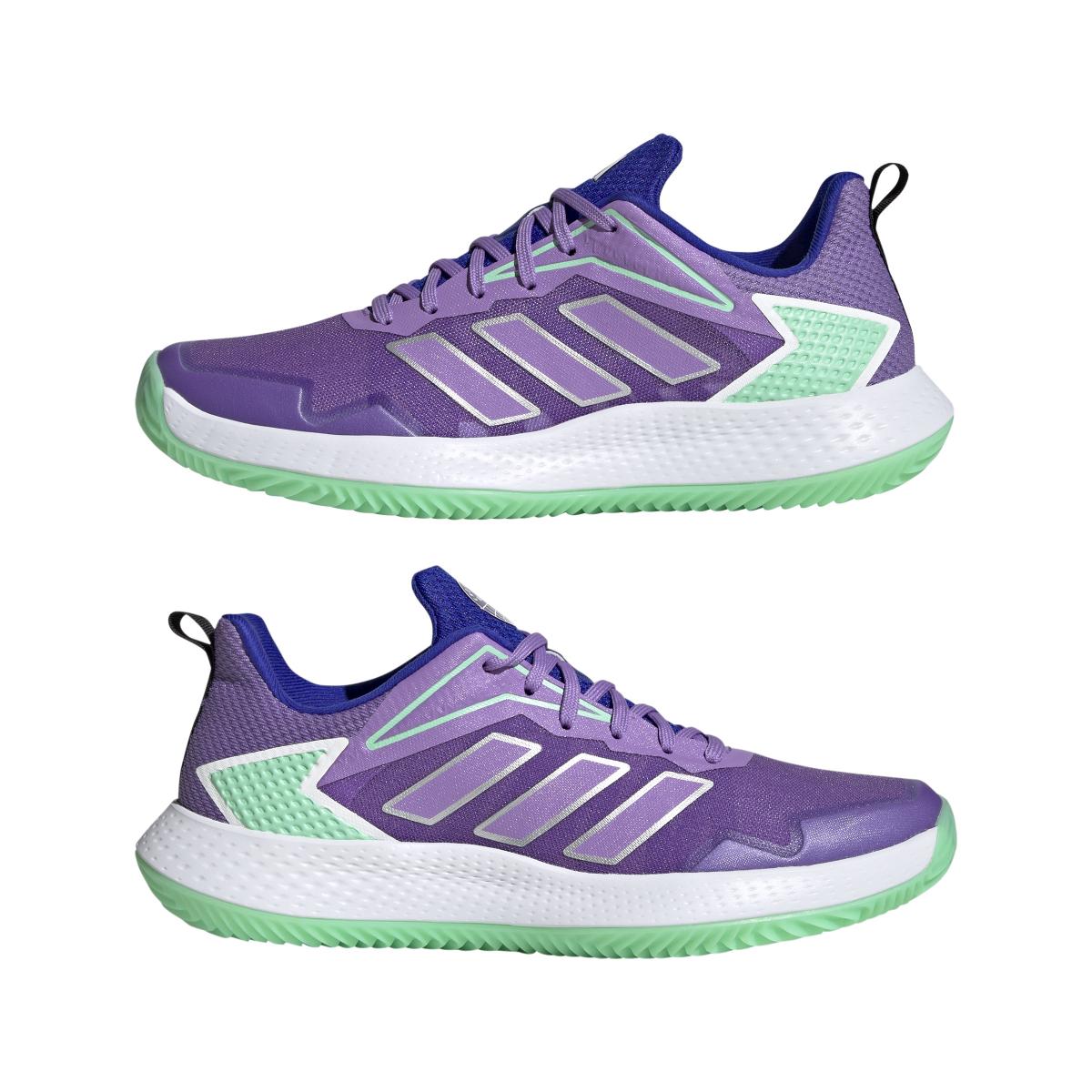product/a/d/adidas_hq8465_10_footwear_photography_mirrored_pair_view_white.jpg