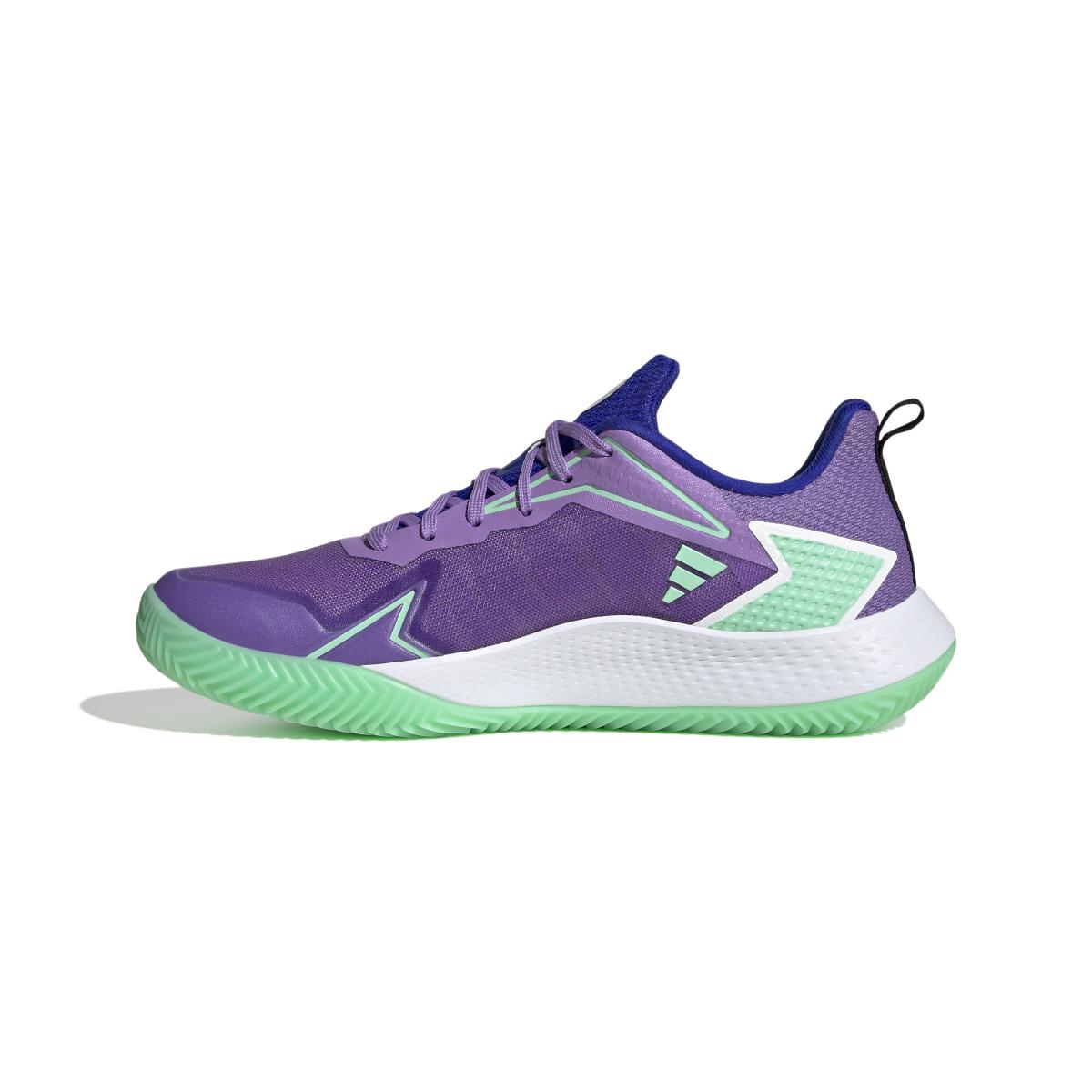 product/a/d/adidas_hq8465_5_footwear_photography_side_medial_center_view_white.jpg