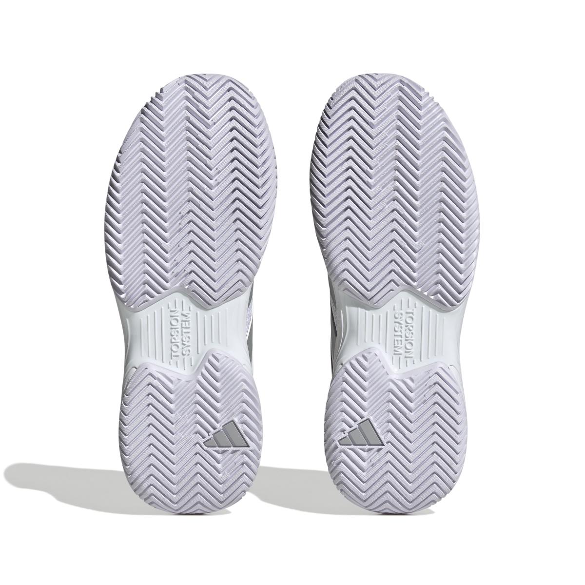 product/a/d/adidas_hq8473_4_footwear_photography_bottom_view_white-nw040824x.jpg