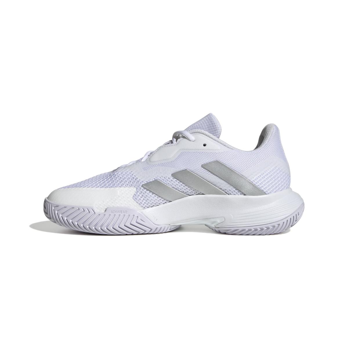 product/a/d/adidas_hq8473_5_footwear_photography_side_medial_center_view_white-nw040824x.jpg