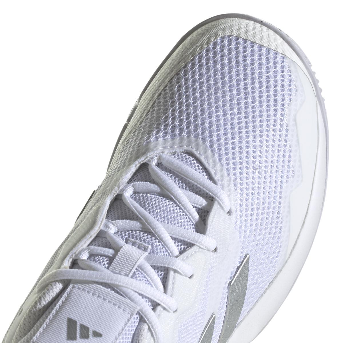 product/a/d/adidas_hq8473_9_footwear_photography_detail_view_2_white-nw040824x.jpg