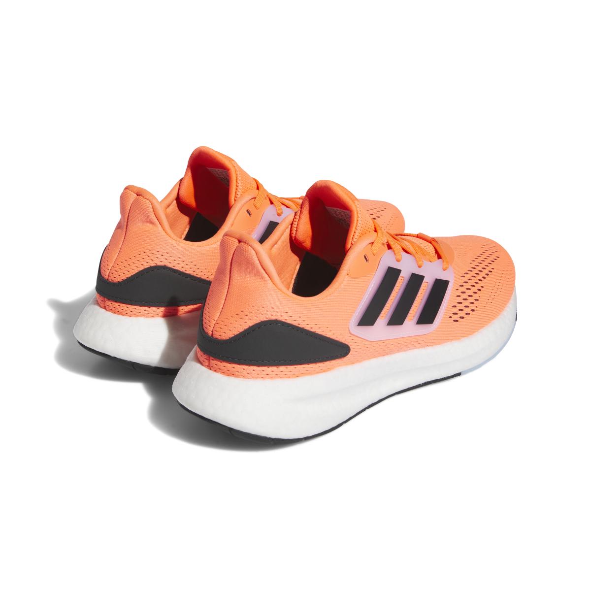product/a/d/adidas_hq8587_7_footwear_photography_back_lateral_top_view_white_xx.jpg