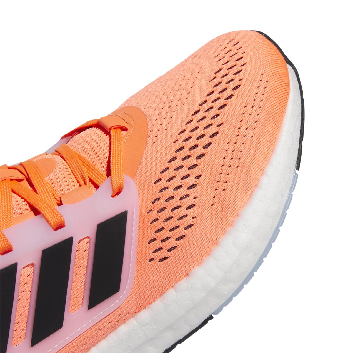 product/a/d/adidas_hq8587_9_footwear_photography_detail_view_2_white_xx.jpg