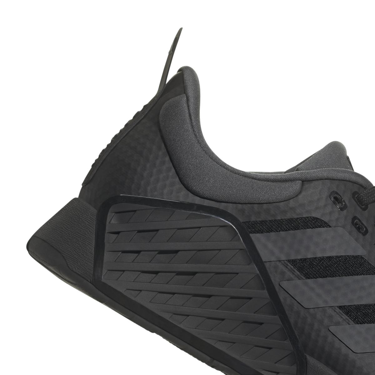 product/a/d/adidas_hq8775_9_footwear_photography_detail_view_2_white_bv.jpg