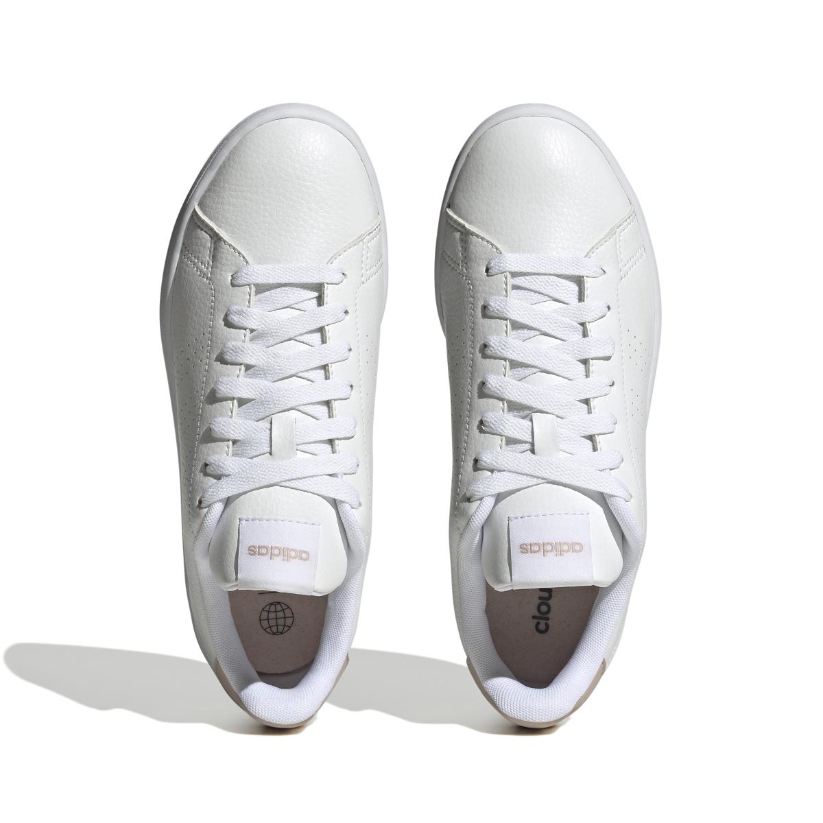 product/a/d/adidas_hr0319_3_footwear_photography_top_portrait_view_white_000.jpg
