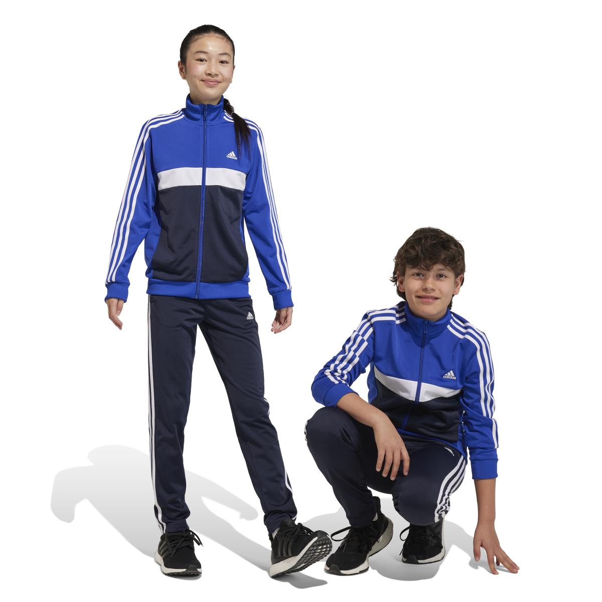 product/a/d/adidas_ib4108_10_apparel_on_model_standard_unisex_pair_shot_white.jpg