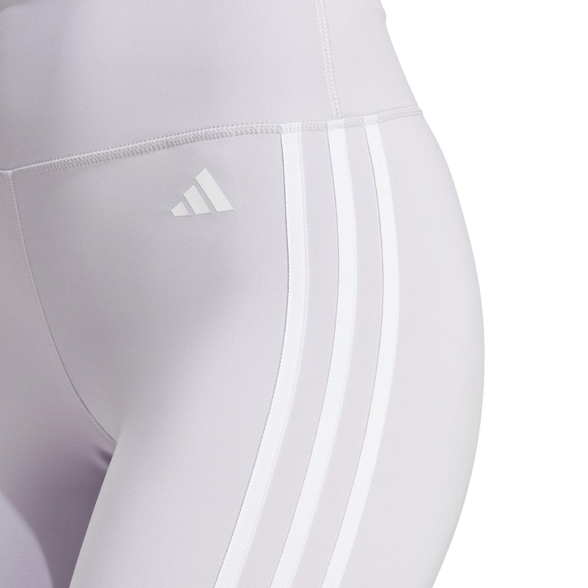 product/a/d/adidas_ic8298_7_apparel_on_model_detail_view_2_white.jpg
