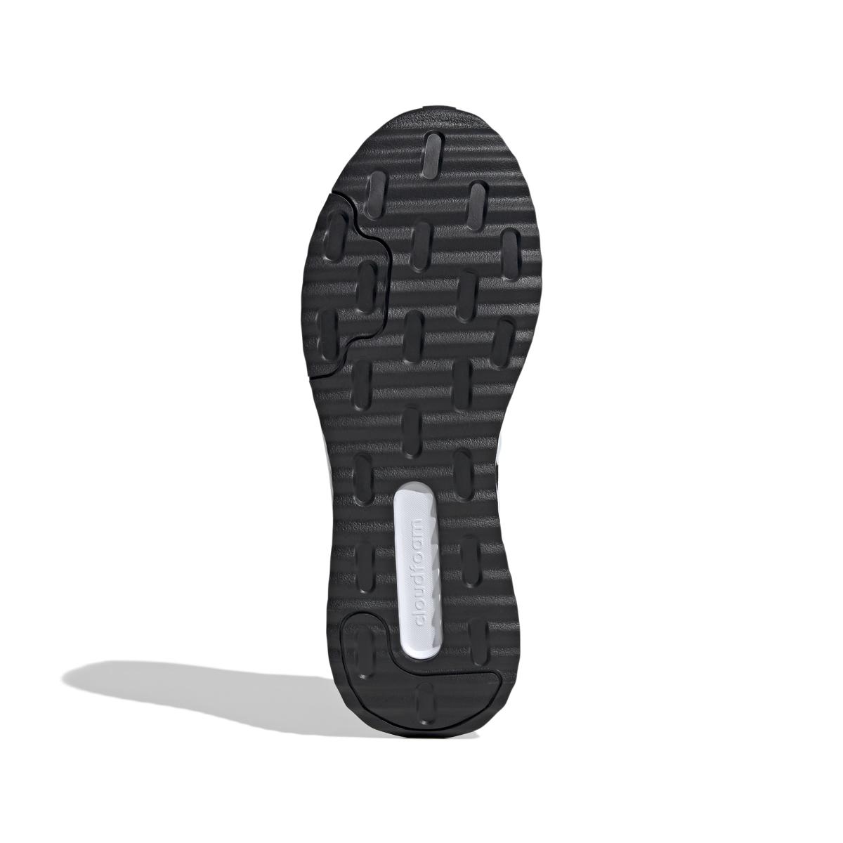 product/a/d/adidas_id0468_4_footwear_photography_bottom_view_white-nw052424.jpg