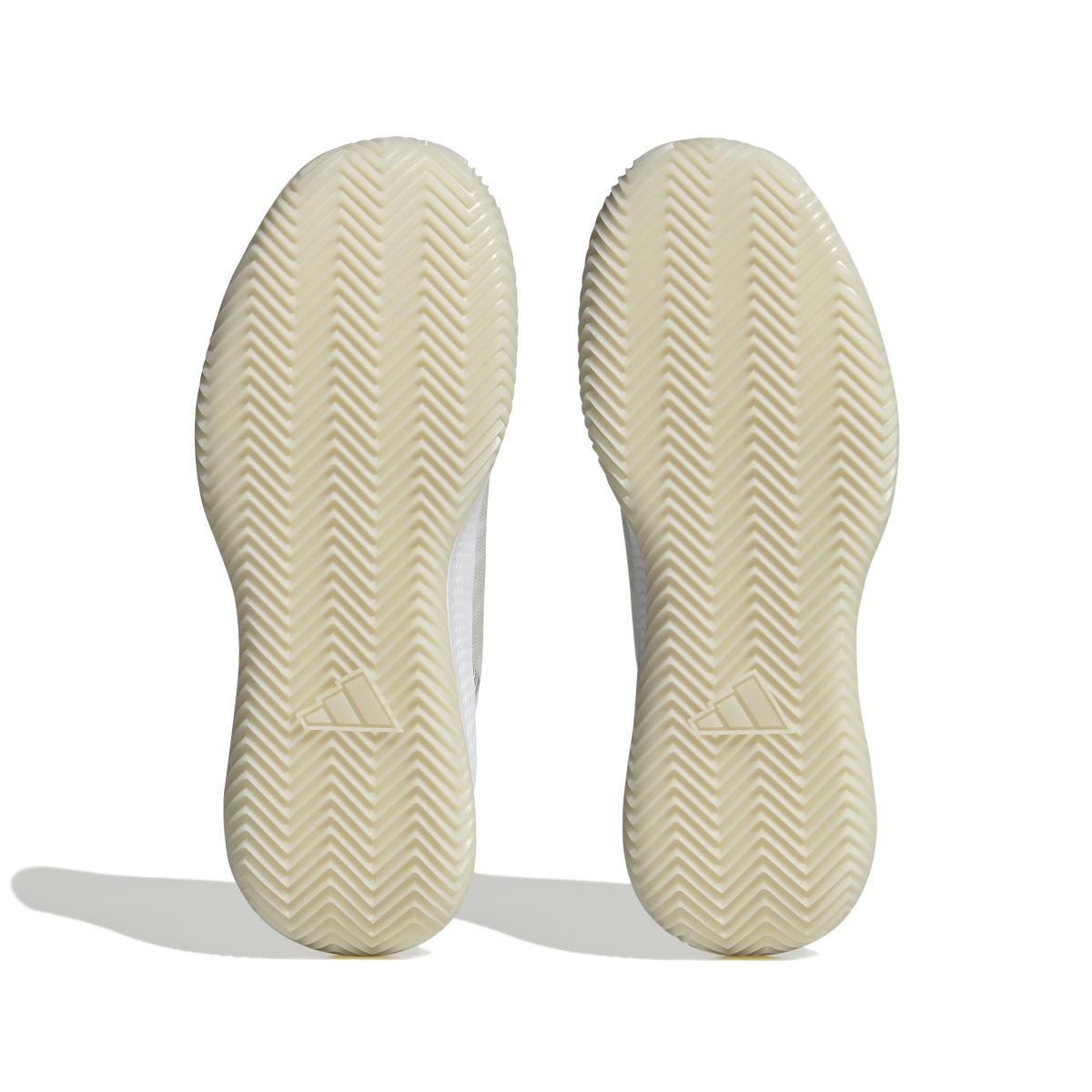 product/a/d/adidas_id1513_4_footwear_photography_bottom_view_white-nw040824x.jpg