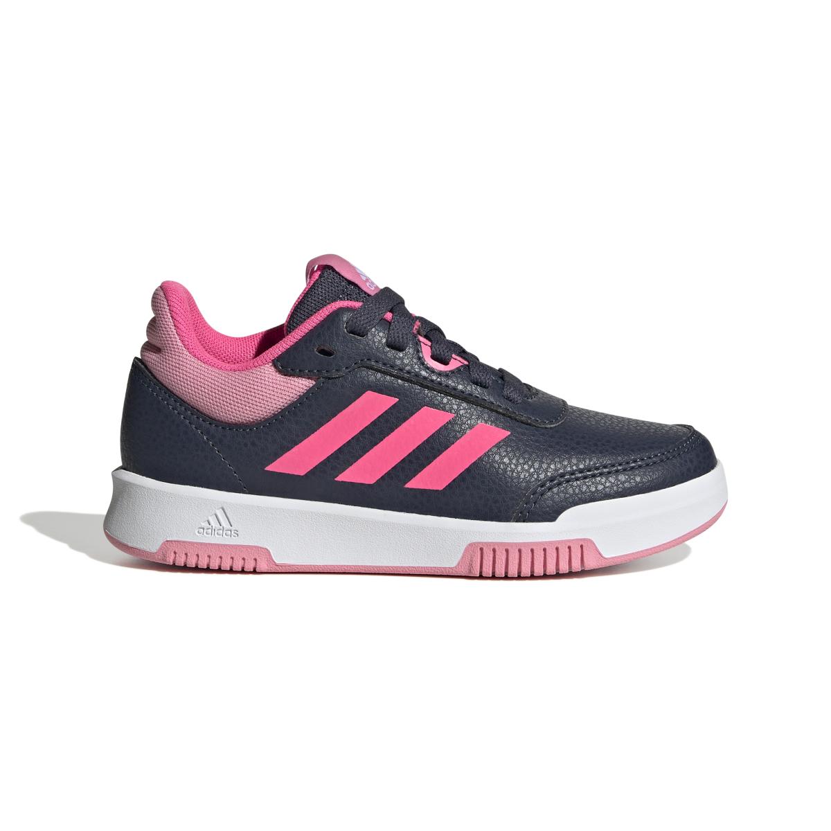 product/a/d/adidas_id2303_1_footwear_photography_side_lateral_center_view_white-nw091625.jpg