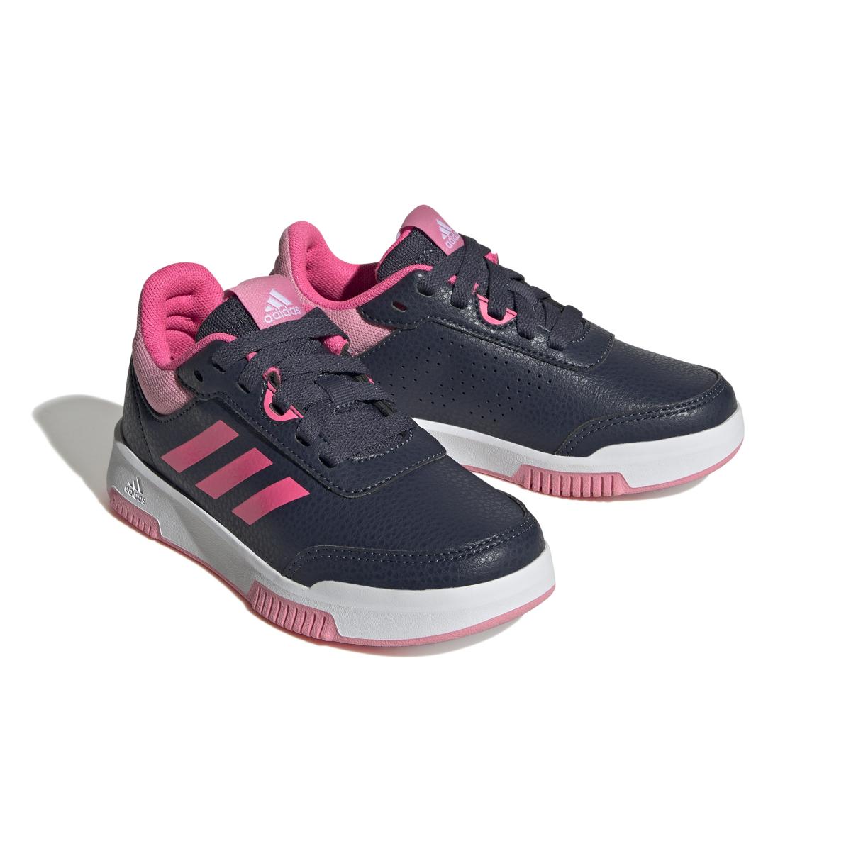 product/a/d/adidas_id2303_6_footwear_photography_front_lateral_top_view_white-nw091625.jpg