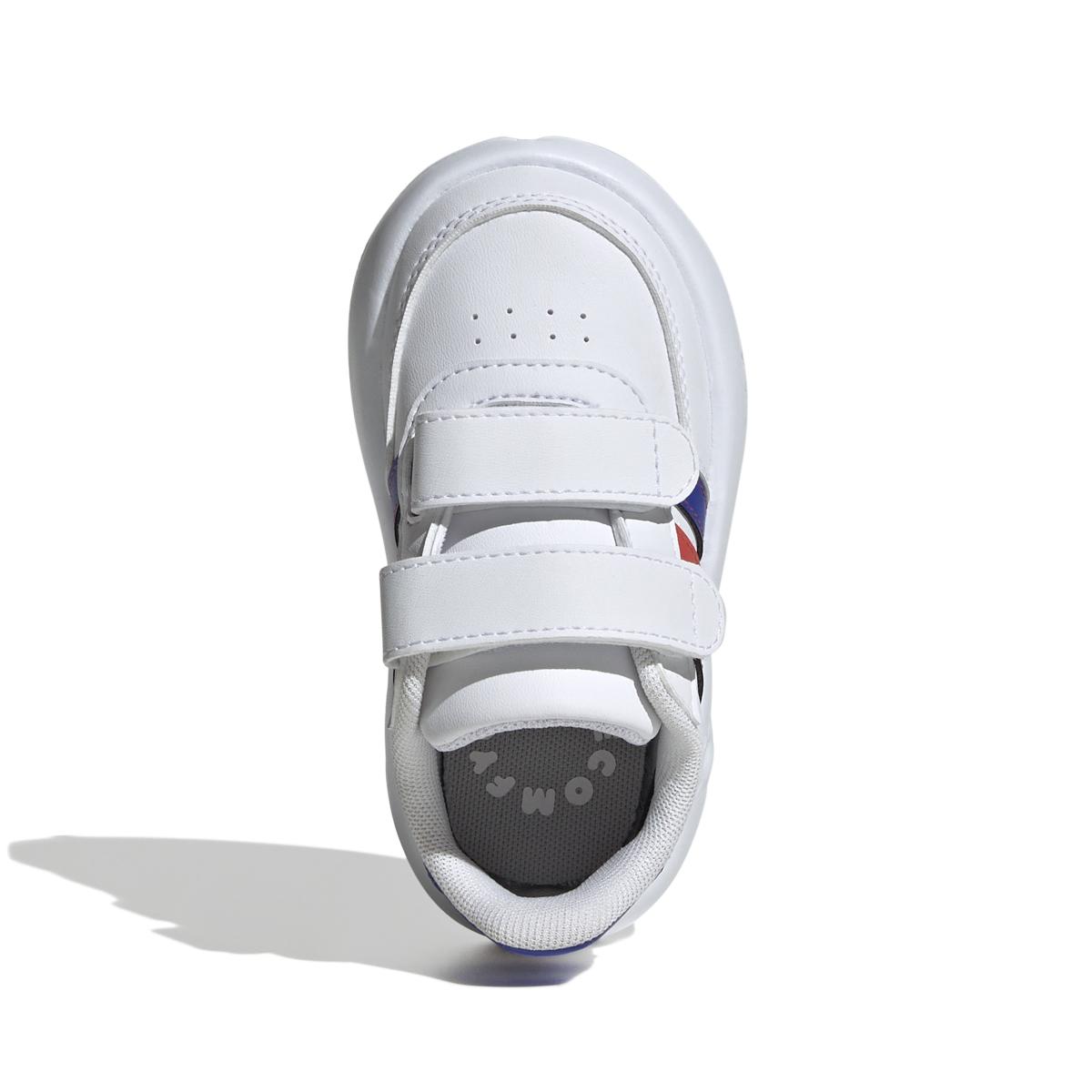 product/a/d/adidas_id5278_3_footwear_photography_top_portrait_view_white-nw052424.jpg