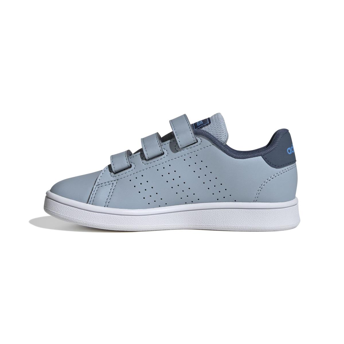 product/a/d/adidas_id5292_5_footwear_photography_side_medial_center_view_white-nw091625.jpg