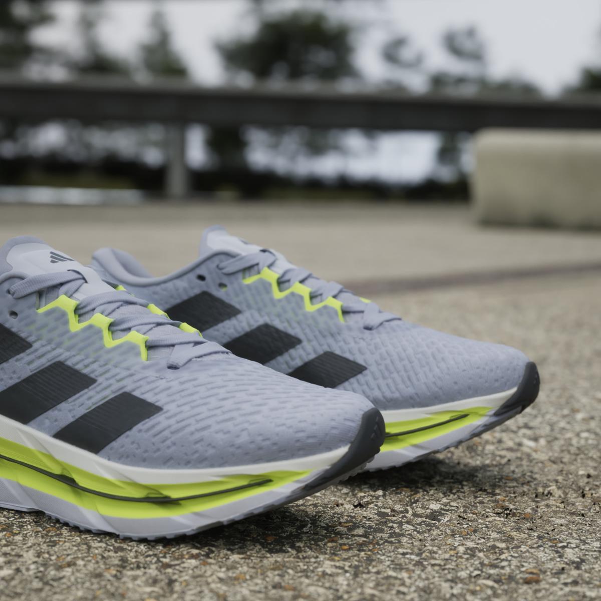 product/a/d/adidas_id6176_24_footwear_photography_heromrktng_view_9.jpg