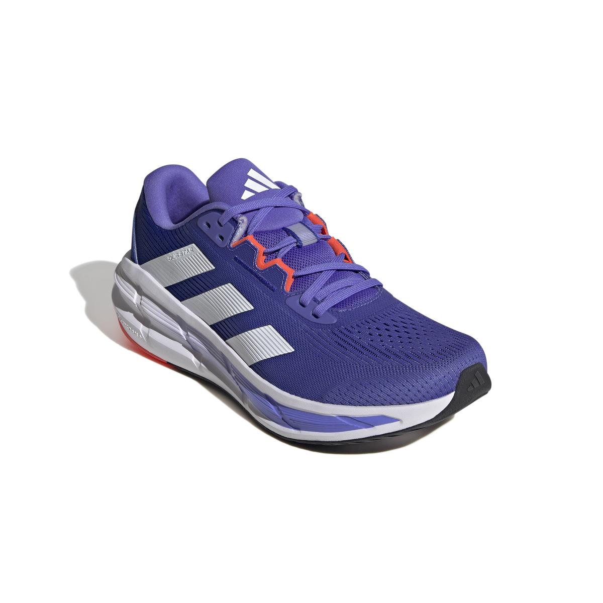 product/a/d/adidas_id6317_6_footwear_photography_front_lateral_top_view_white.jpg