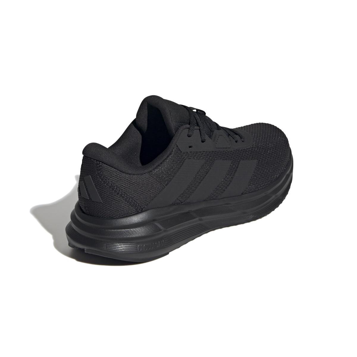 product/a/d/adidas_id8757_7_footwear_photography_back_lateral_top_view_white.jpg