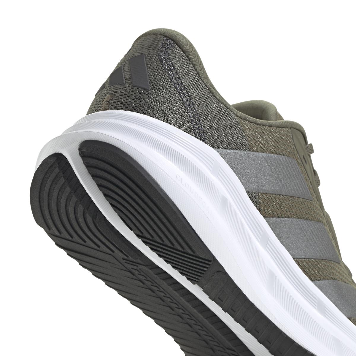 product/a/d/adidas_id8761_8_footwear_photography_detail_view_1_white.jpg