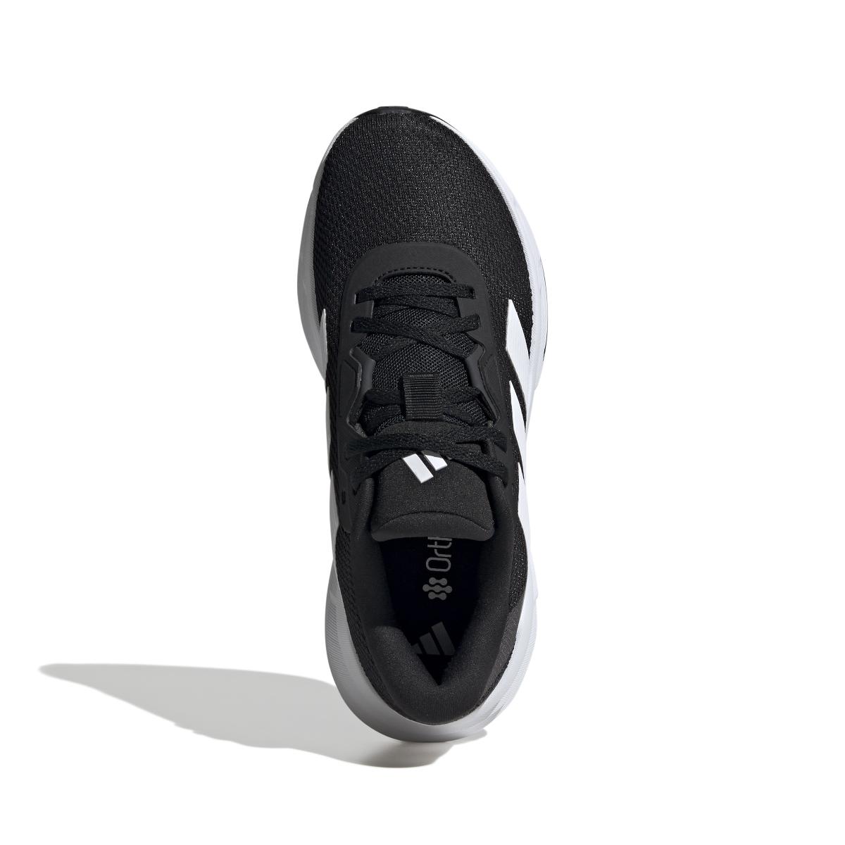 product/a/d/adidas_id8765_3_footwear_photography_top_portrait_view_white.jpg