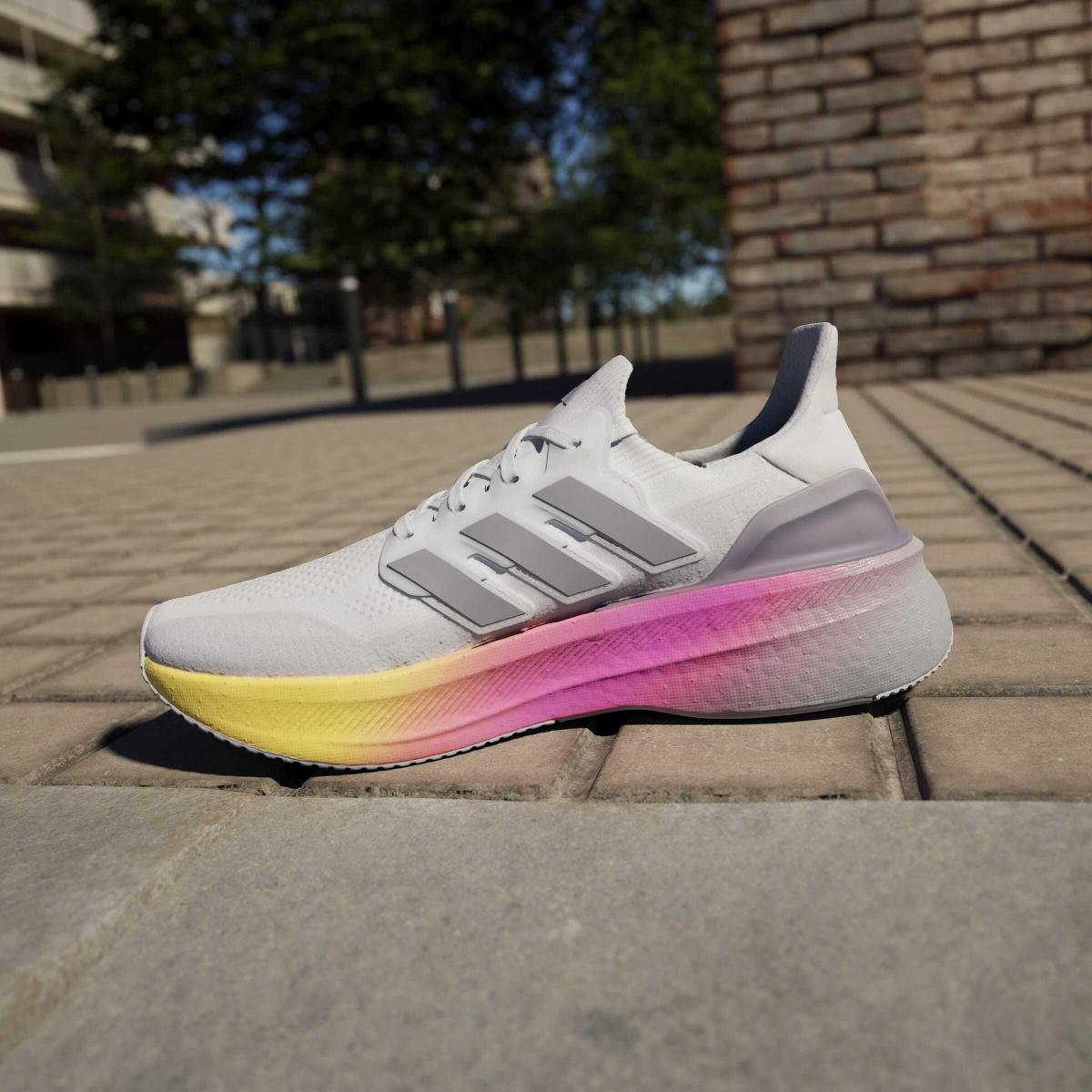 product/a/d/adidas_id8810_22_footwear_photography_heromrktng_view_7-nw091625.jpg