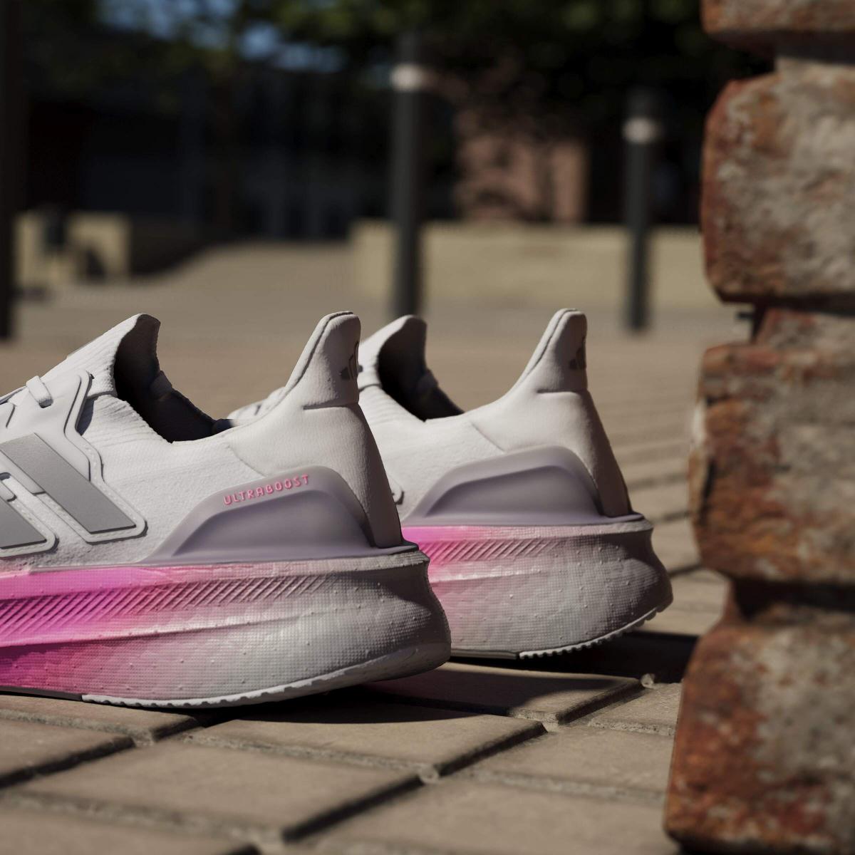 product/a/d/adidas_id8810_25_footwear_photography_heromrktng_view_10-nw091625.jpg