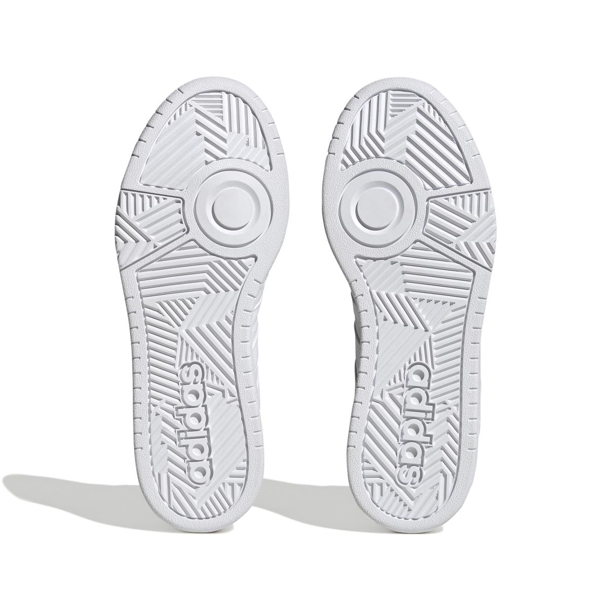 product/a/d/adidas_id9838_4_footwear_photography_bottom_view_white-030824x.jpg
